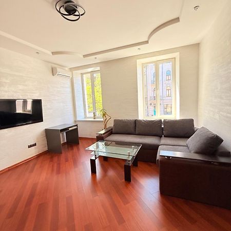 Светлая Квартира Apartman Odessza Kültér fotó